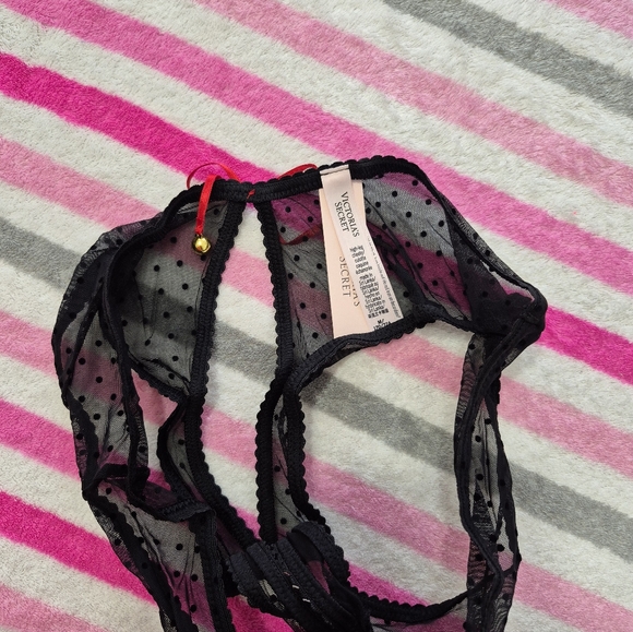Victoria Secret Panty - Picture 8 of 10
